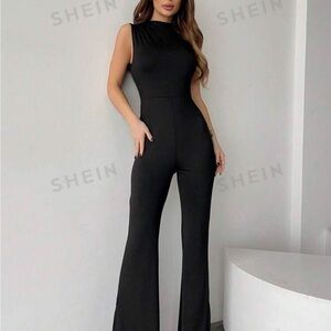 SHEIN Black Sleeveless Jumpsuit